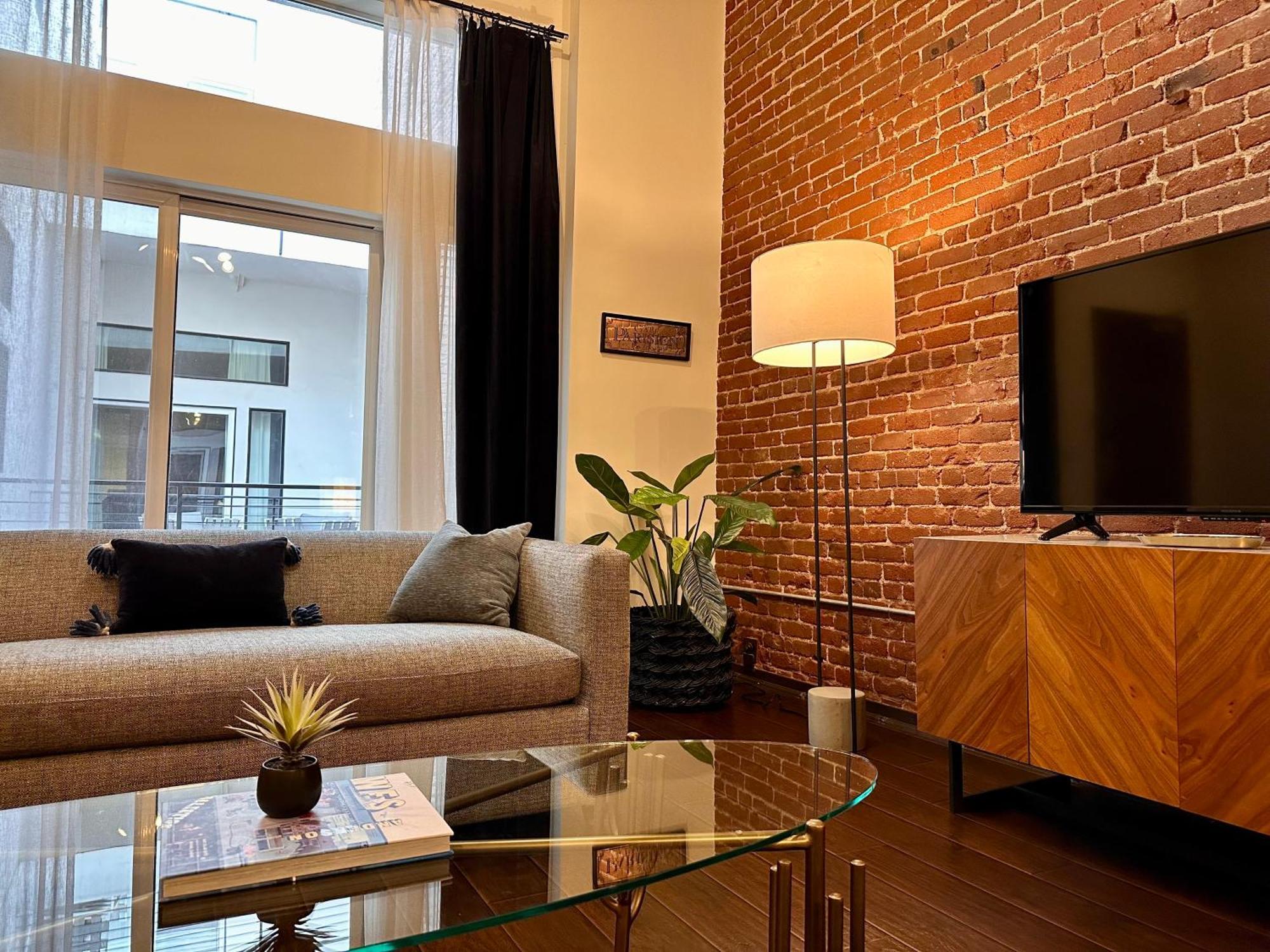 Abode Los Angeles - Downtown Historic Core Exterior photo